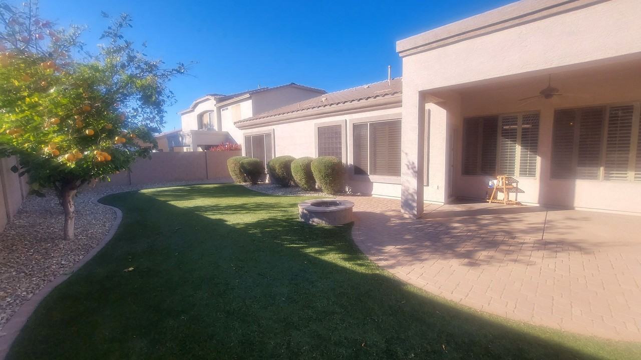 1903 E Jade Pl - Photo 2 of 21