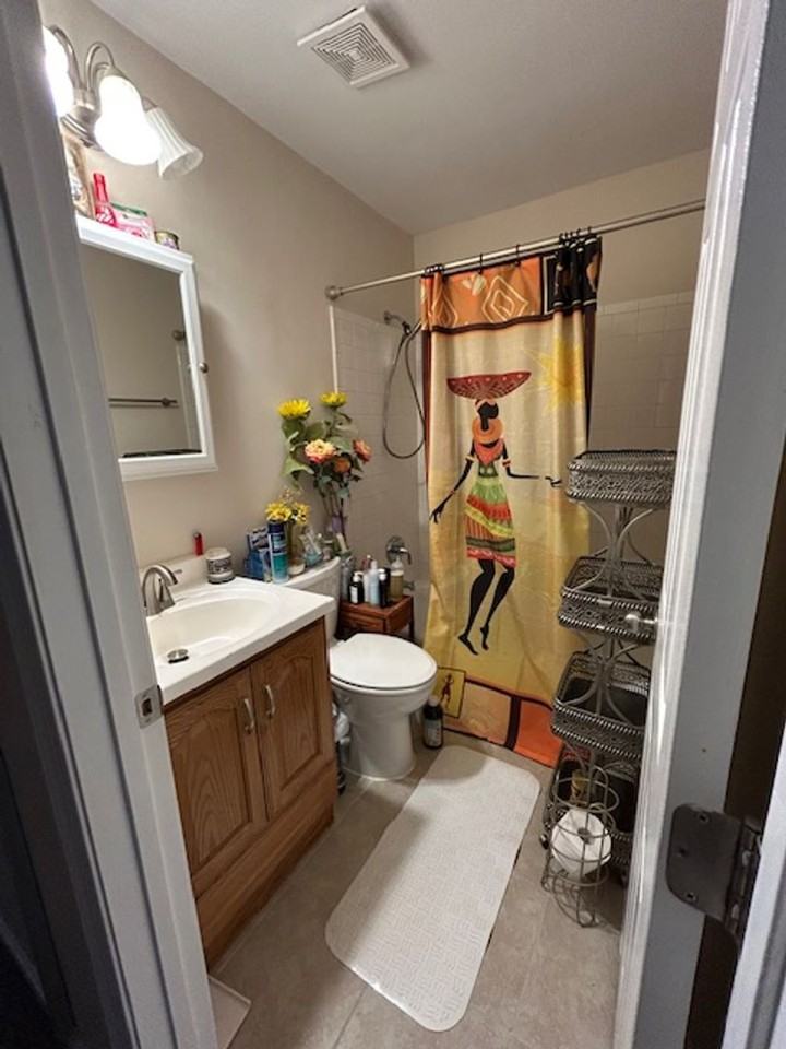 3704 Cassell Blvd - Photo 5 of 23