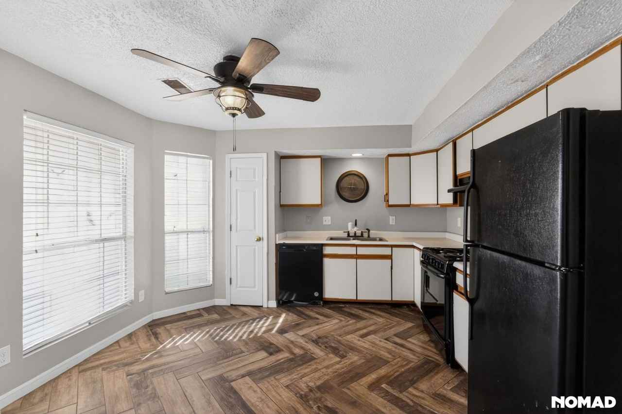 1328 Rebecca Rd Ne - Photo 2 of 36