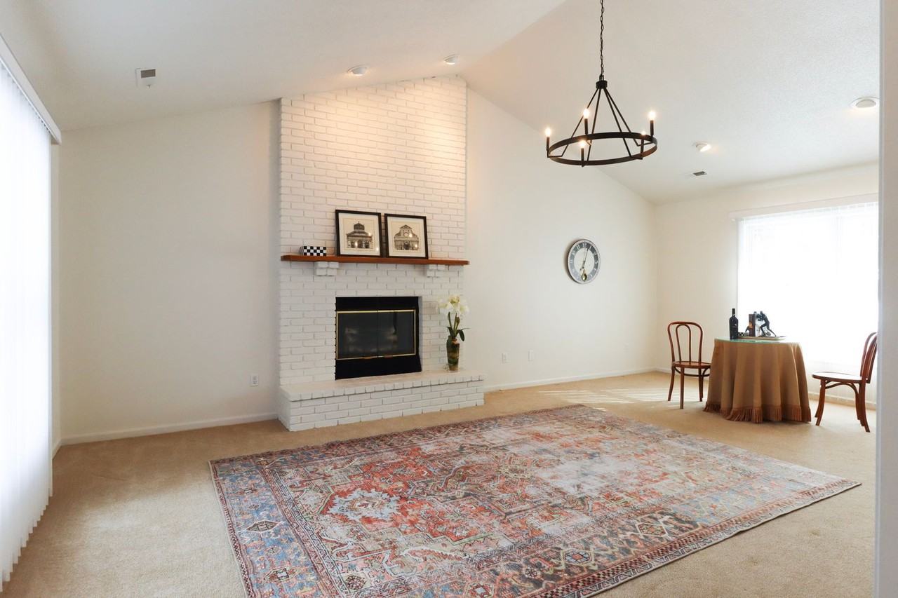 2000 Wynfield Dr - Photo 2 of 20