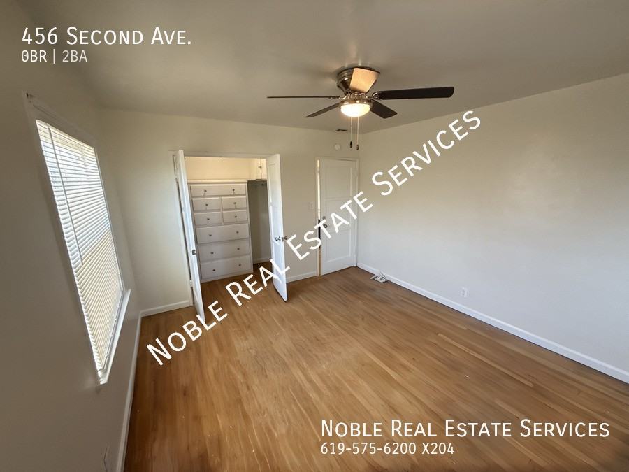 456 2nd Ave - Photo 3 of 32