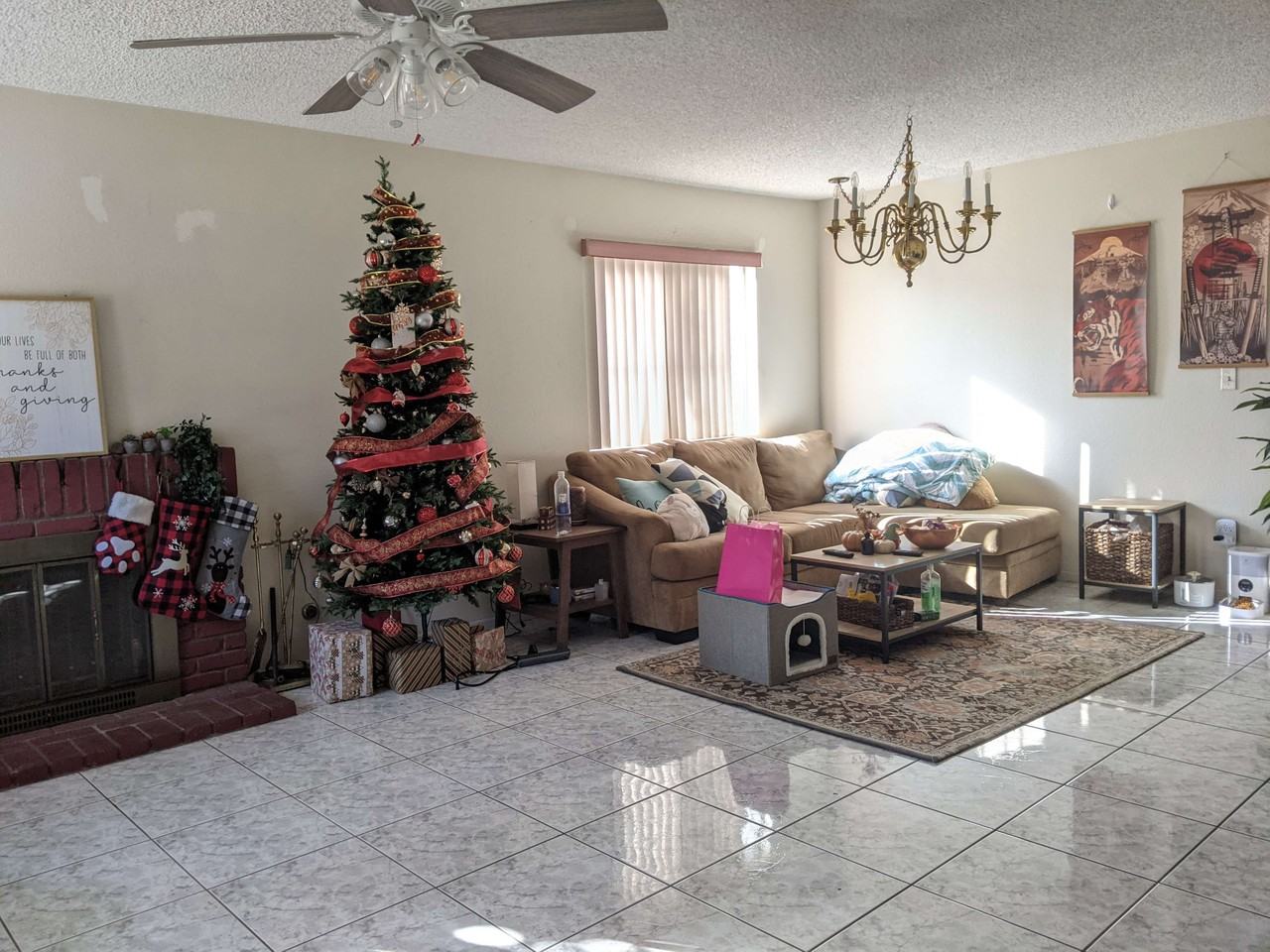 6850 Windward St - Photo 3 of 5