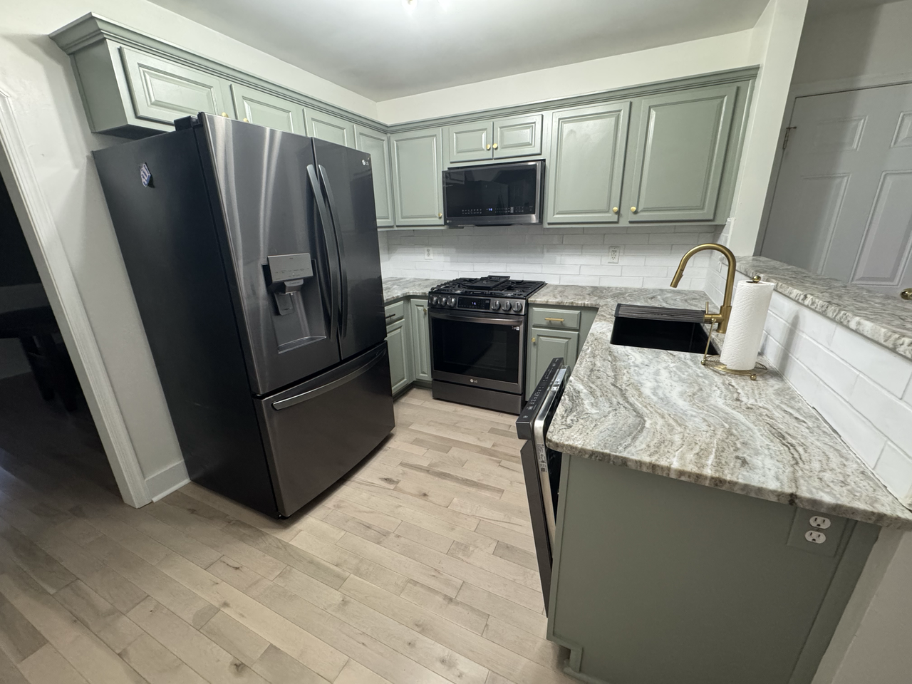 7004 Troy Ter - Photo 2 of 7