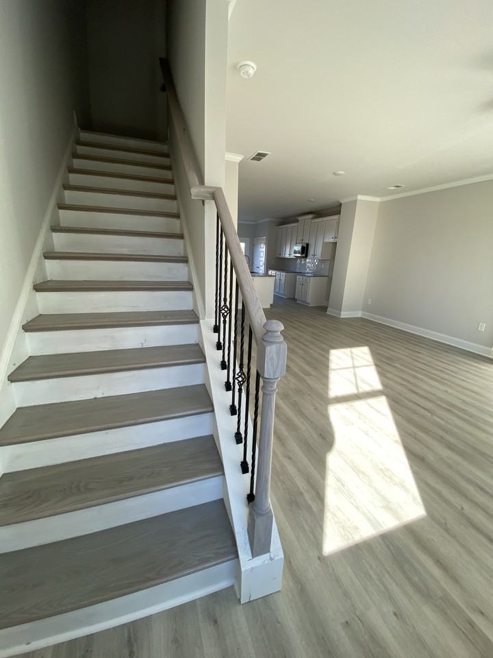 2745 La Rive Dr #3rdFL - Photo 5 of 13