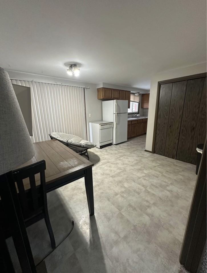 2903 Hampton Ave #2905 - Photo 5 of 12