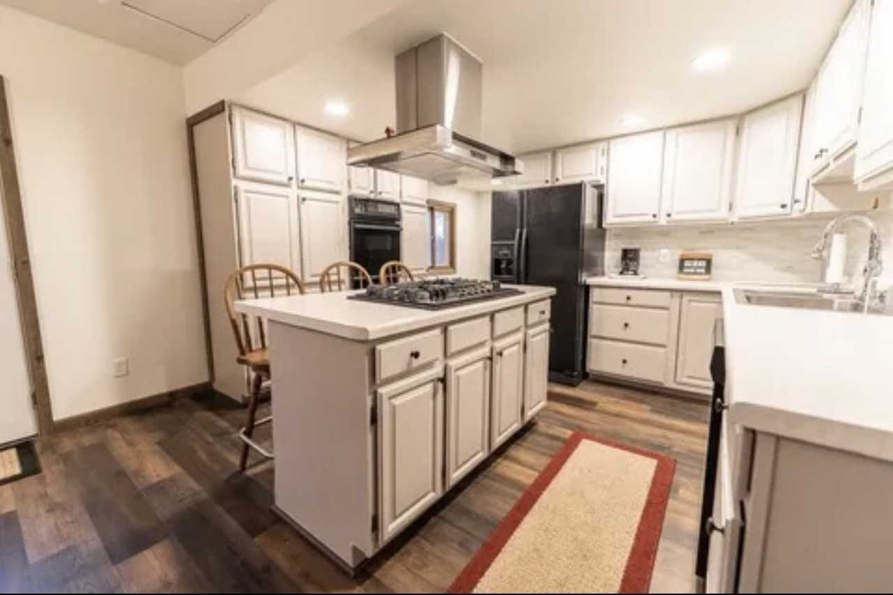 N11992 12th Ave - Photo 7 of 15