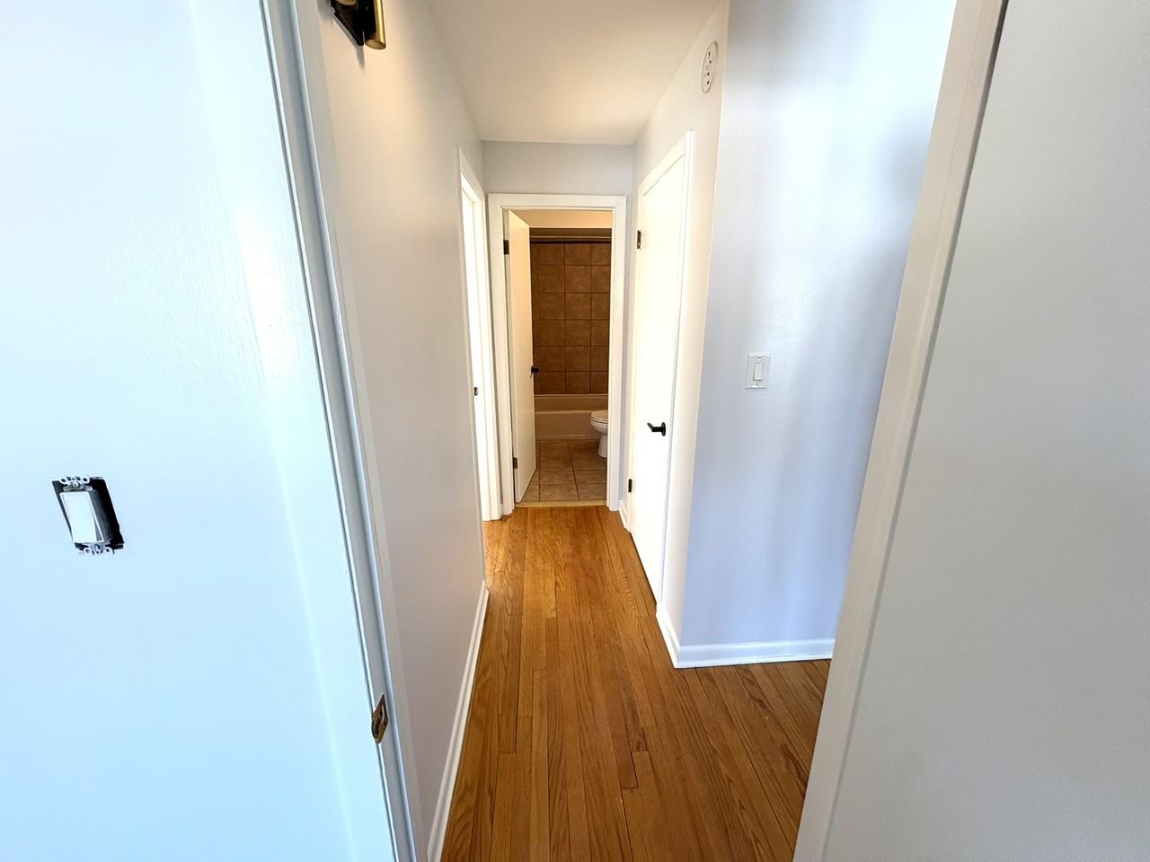 8905 Plainfield Rd #1E - Photo 2 of 18