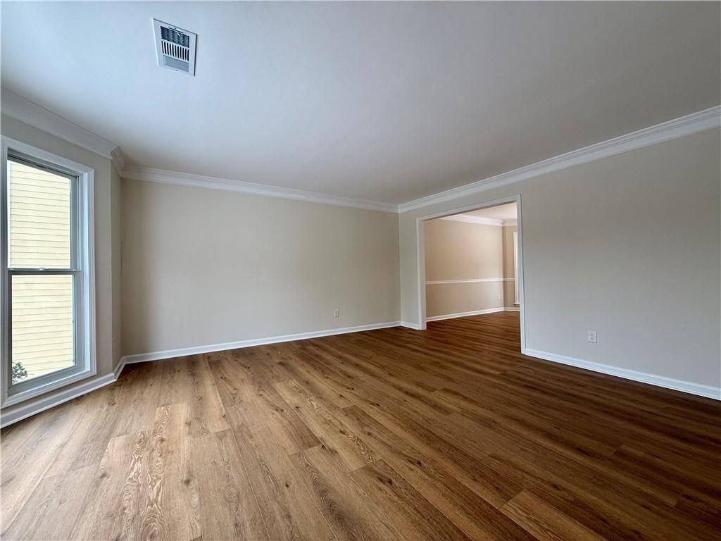 3969 Leeward Ct - Photo 6 of 46