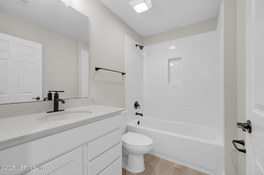 2044 Holcroft Dr - Photo 7 of 20