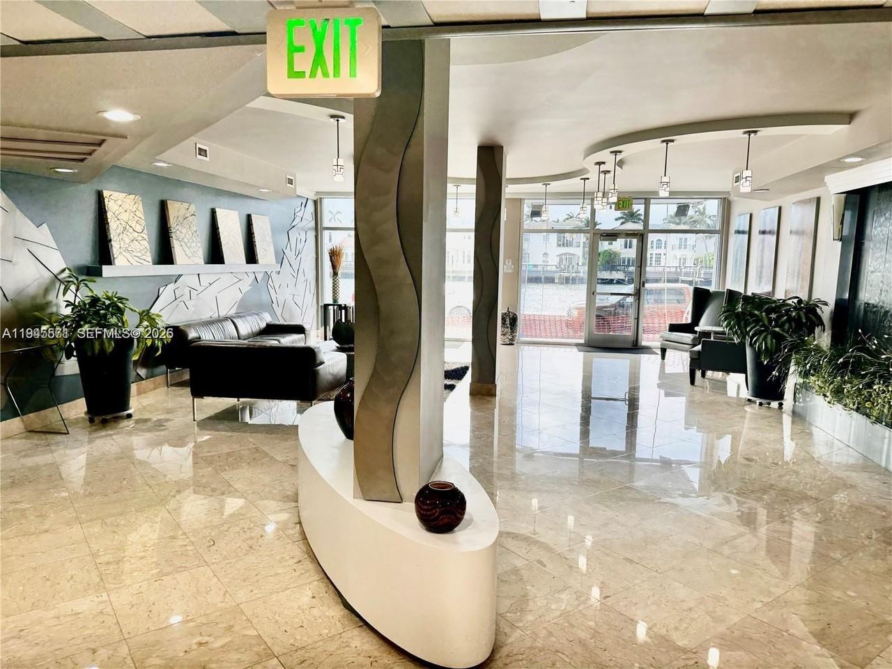 1500 S Ocean Dr #15006D - Photo 7 of 21