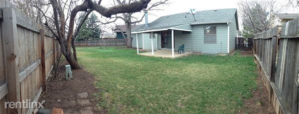 2637 Bradbury Ct - Photo 2 of 8