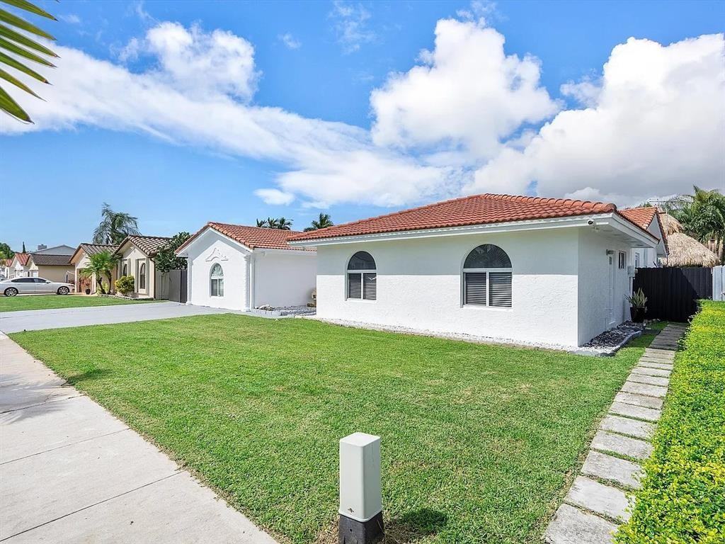 13961 Sw 156th Ter #13961 - Photo 2 of 13