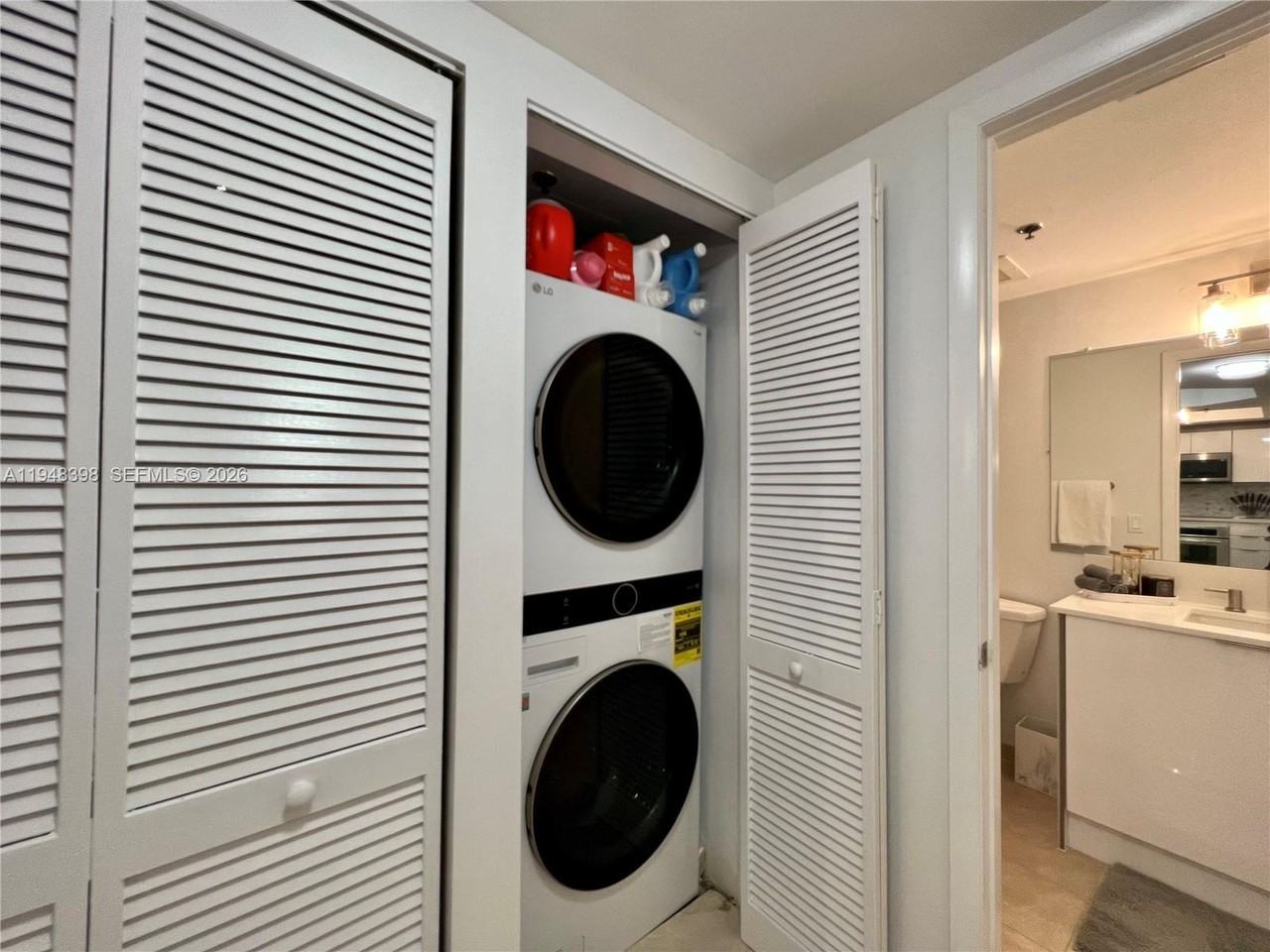 2681 N Flamingo Rd #26811806S - Photo 2 of 38