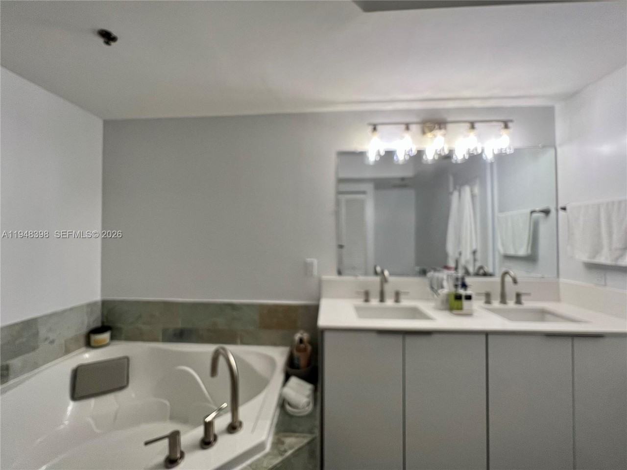 2681 N Flamingo Rd #26811806S - Photo 6 of 38