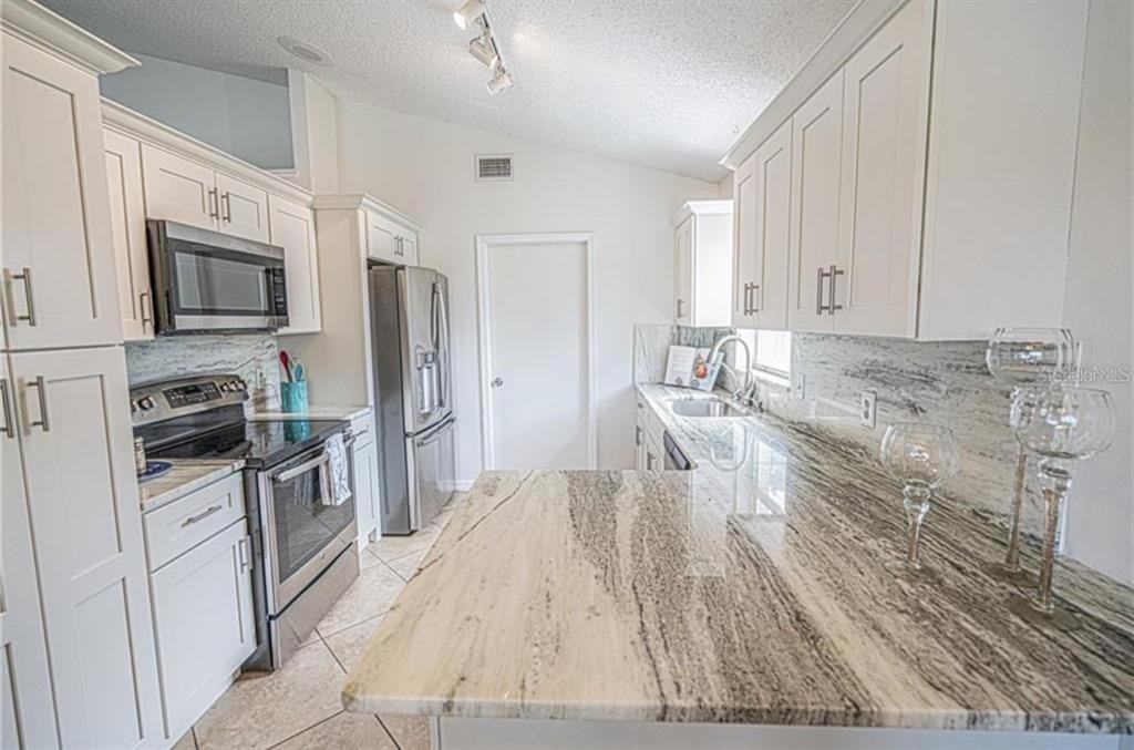 11878 Shotgate Ct #11878 - Photo 6 of 24