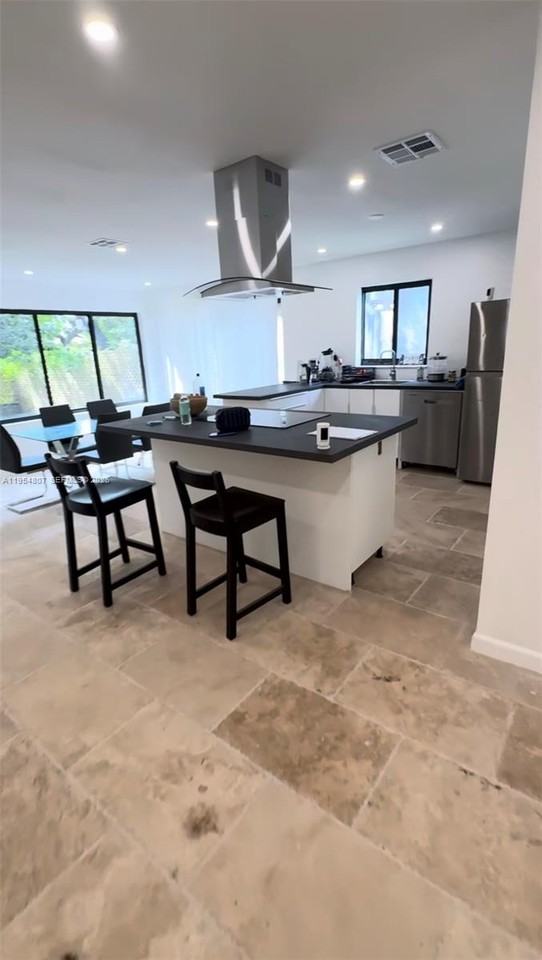 820 Nw 50th St #820-820 - Photo 3 of 11
