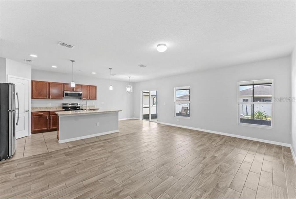 237 Tanager St #237 - Photo 2 of 5