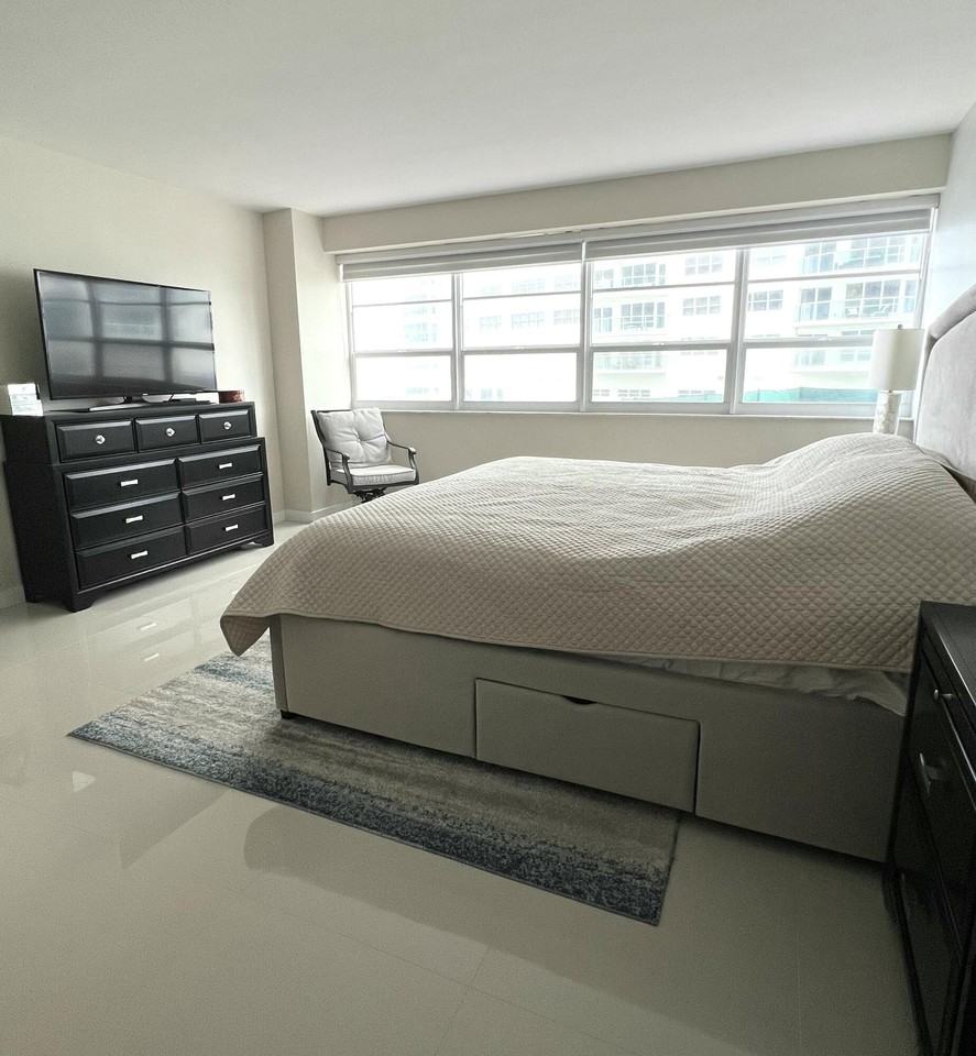 3430 Galt Ocean Dr #3430-310 - Photo 6 of 26