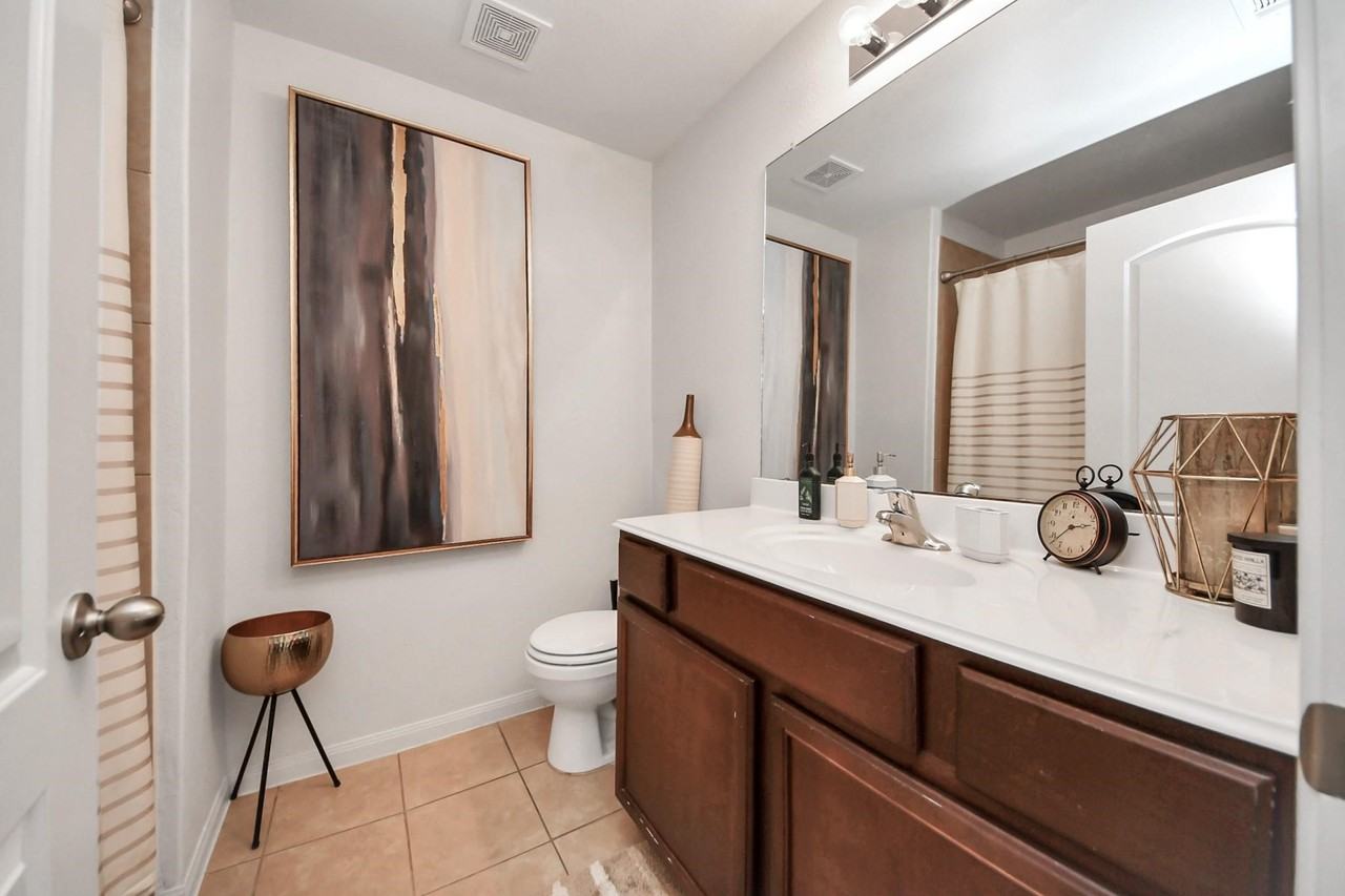 9423 Grand Spark Dr #9423 - Photo 5 of 46