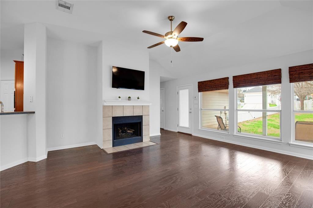 281 Hutton #281 - Photo 6 of 37