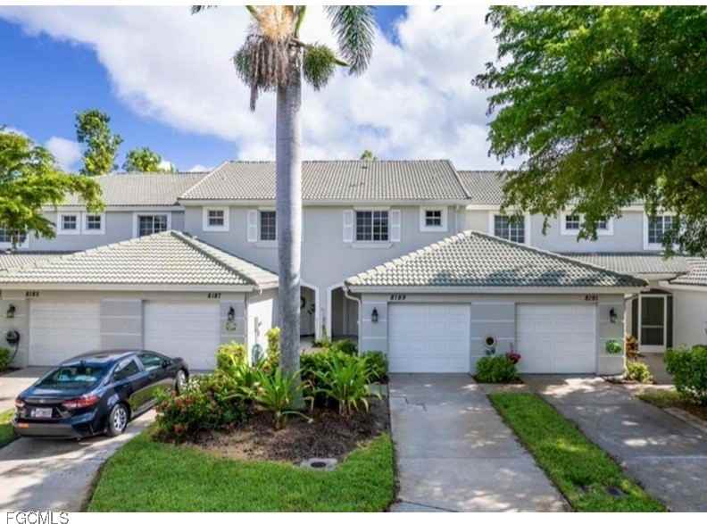 10052 Pacific Pines Ave #10052 - Photo 5 of 5