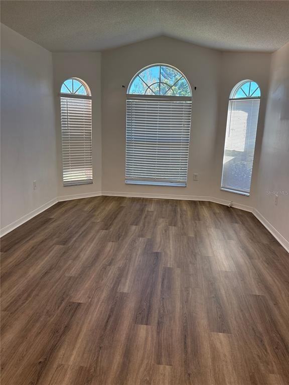 12512 Lynchburg Ct #12512 - Photo 2 of 10