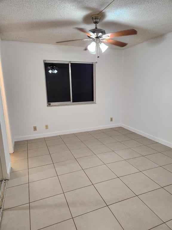 511 Gardens Dr #511-104 - Photo 5 of 8