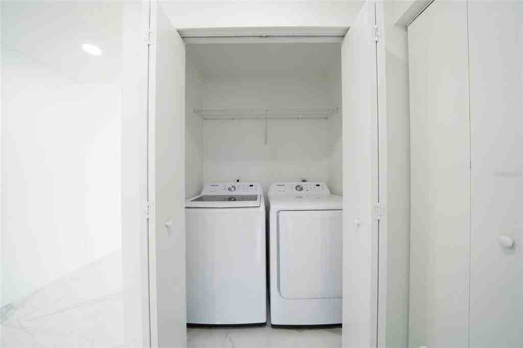 3920 Wisteria Pl #3920 - Photo 3 of 12