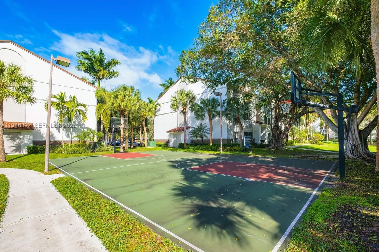 3101 Port Royale Blvd #3101-1013 - Photo 5 of 22