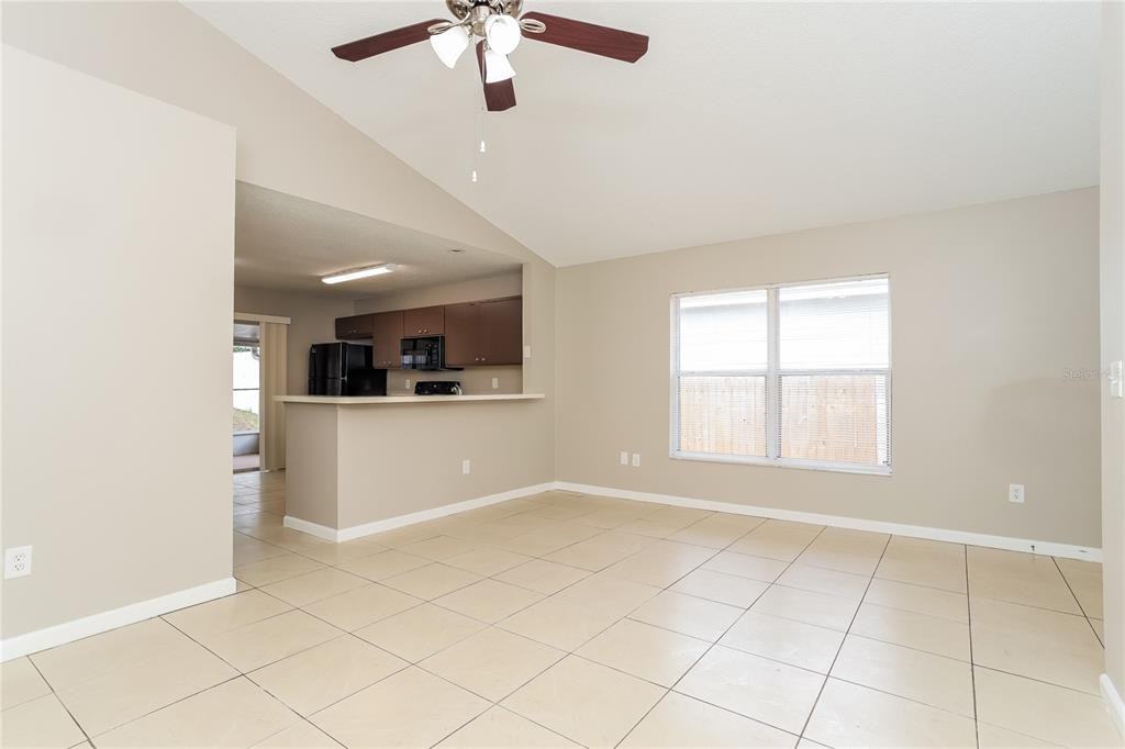 3614 Wimbledon Ln #3614 - Photo 4 of 16