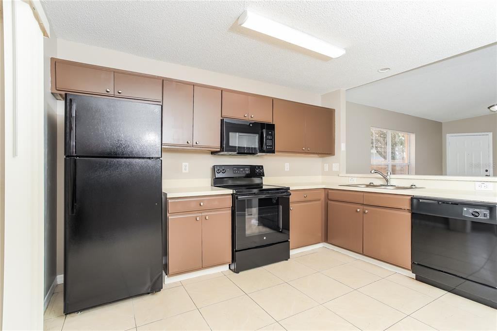 3614 Wimbledon Ln #3614 - Photo 6 of 16