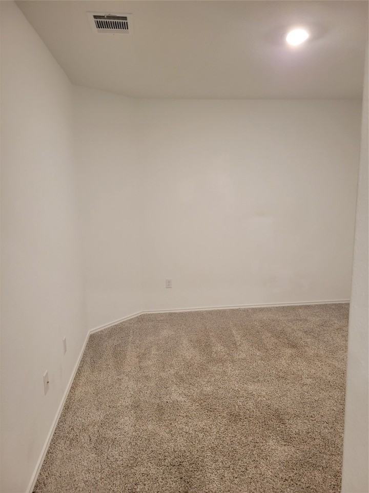 266 Silver Glen Dr #266 - Photo 4 of 26