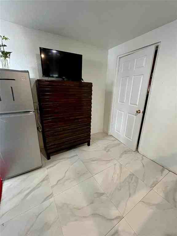 748 W Dayton Cir #748 - Photo 2 of 2