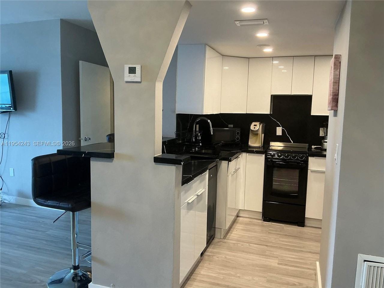 800 West Ave #800-533 - Photo 5 of 14