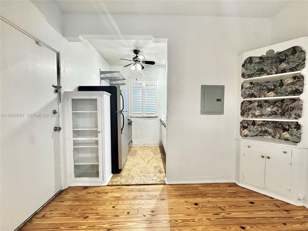 1056 Jefferson Ave #1056-16 - Photo 6 of 19