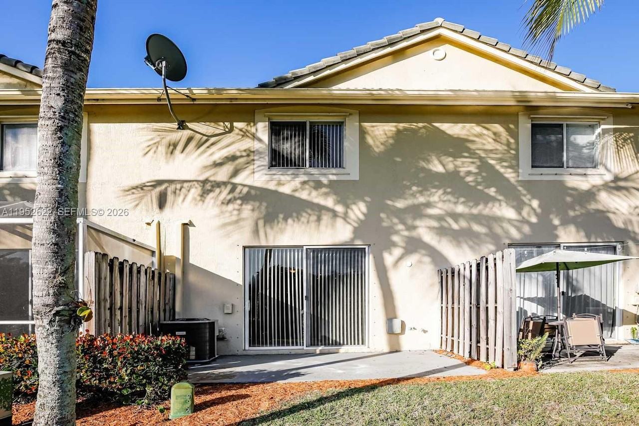 Weston Rd #2500 - Photo 4 of 17