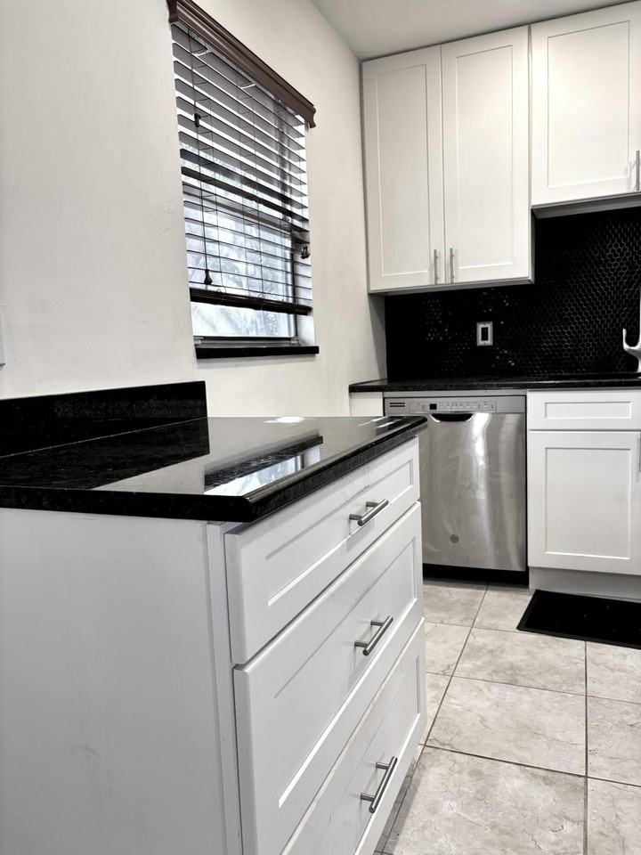 185 Valencia H #185 - Photo 7 of 28