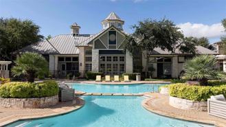 500 E Stassney Ln - Photo 1 of 1