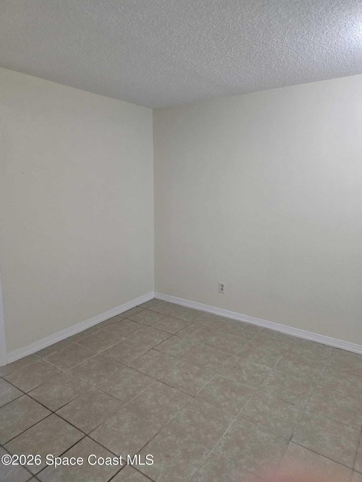 2100 S Washington Ave #2100-5 - Photo 7 of 22