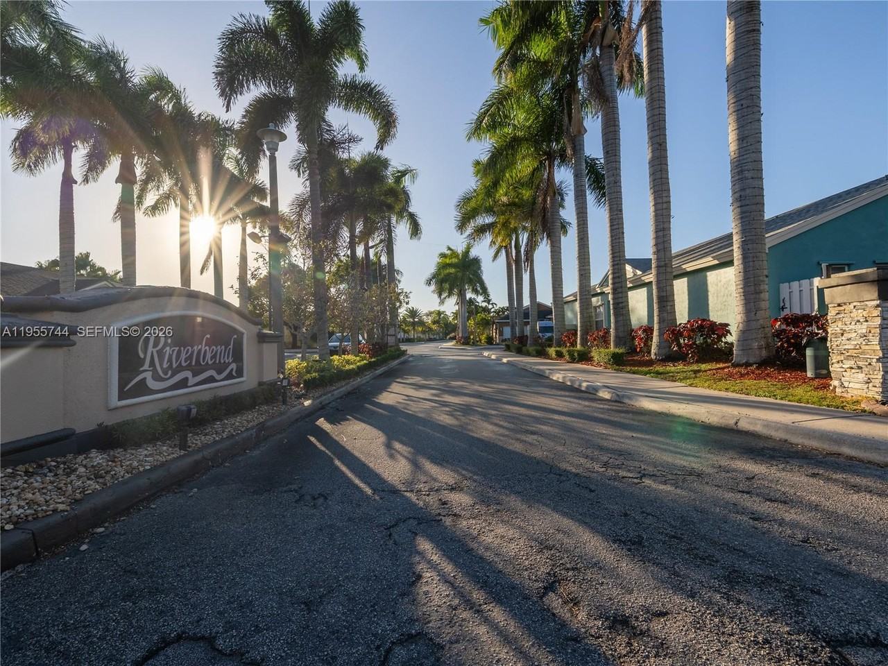 200 W Riverbend Dr #200