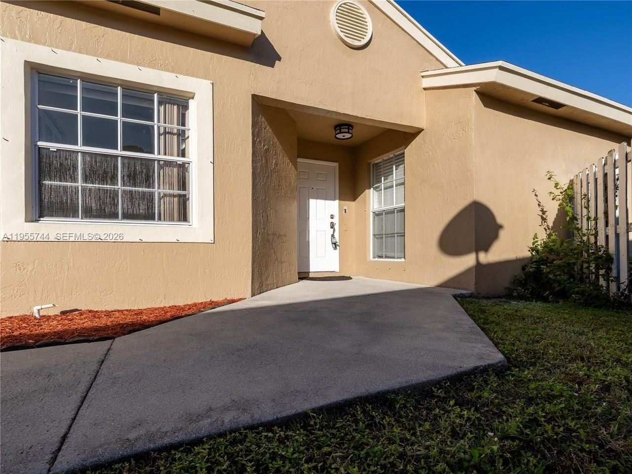 200 W Riverbend Dr #200 - Photo 3 of 50