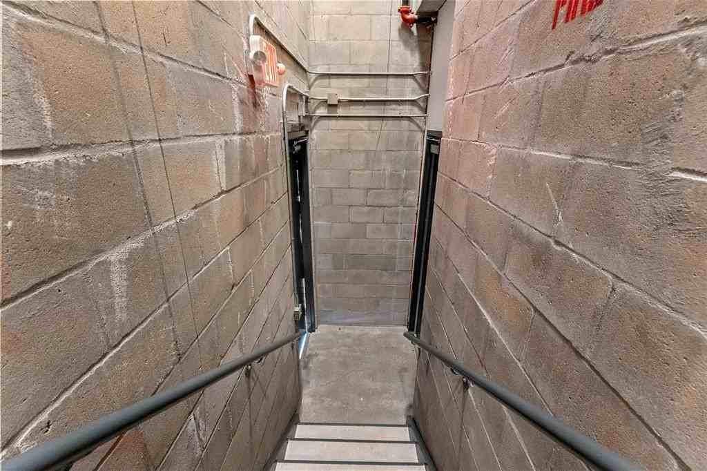 902 E Curtis St #902-1 - Photo 7 of 28