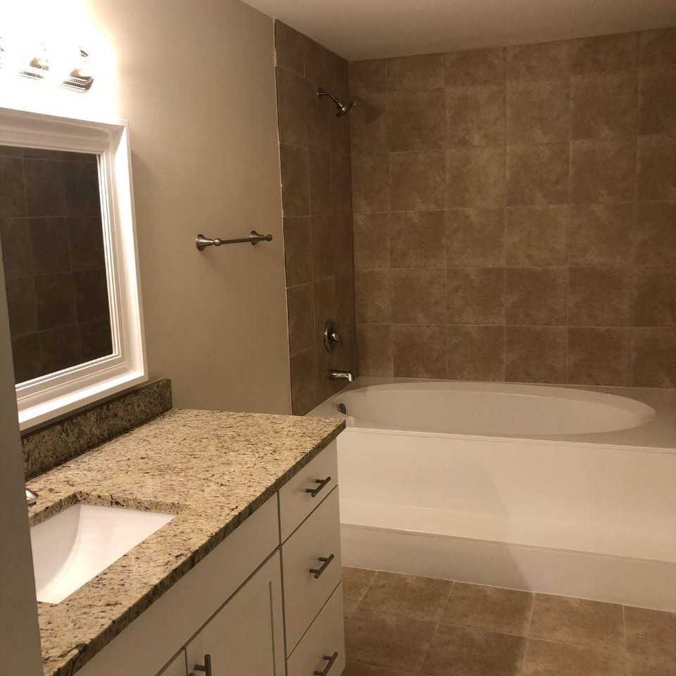 641 Executive Center Dr #641P202 - Photo 3 of 26