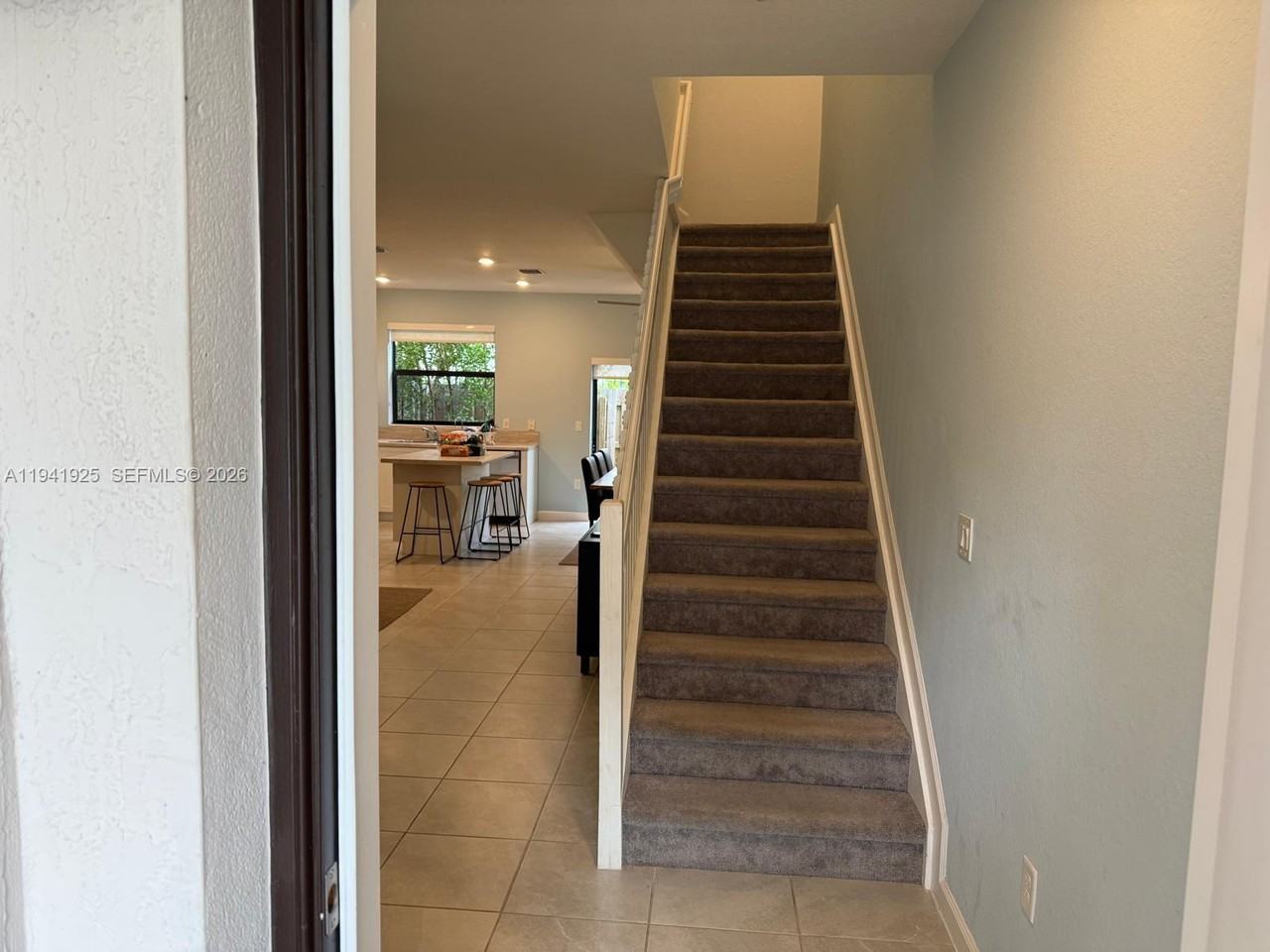 887 Ne 211th St #887 - Photo 3 of 25