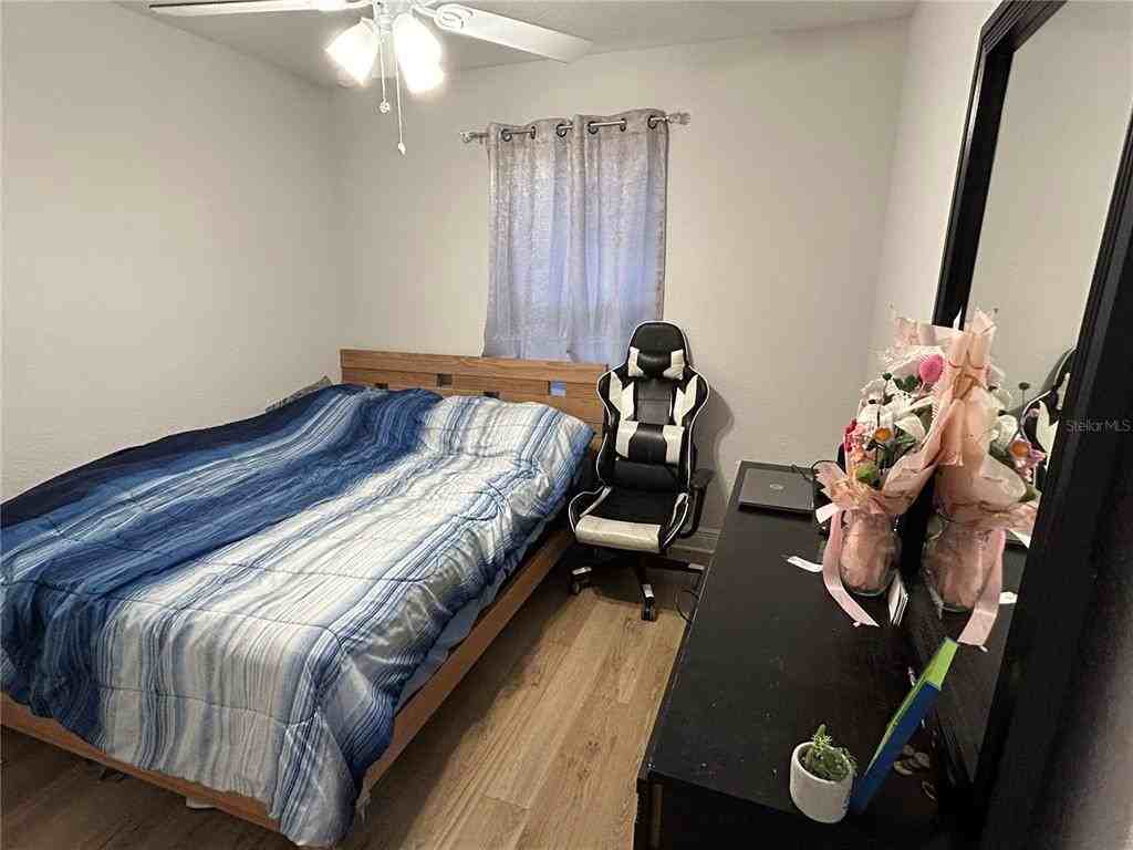 10095 Se 162nd Ct #10095 - Photo 3 of 17