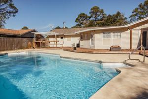 featured image of 410 Tanglewood Dr #410