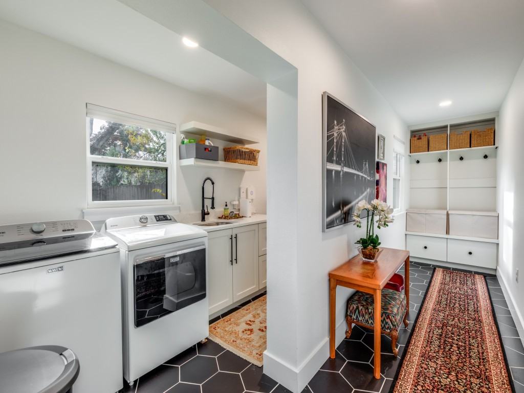 2209 Fair Oaks Dr #2209 - Photo 4 of 26