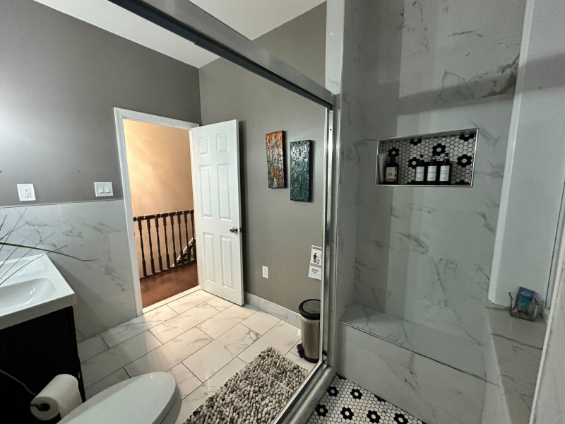 1839 S 20th St - Photo 5 of 6