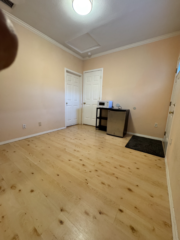 1 Horst Ave - Photo 3 of 8