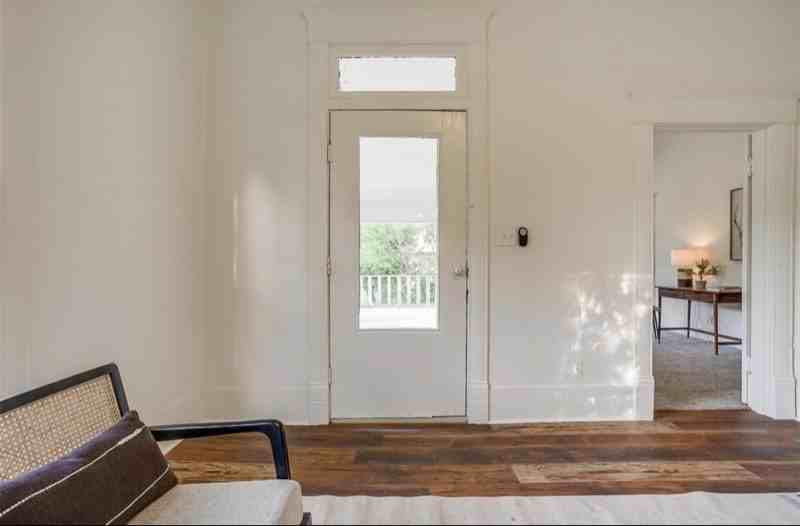 715 Sw 10th St - Photo 5 of 17